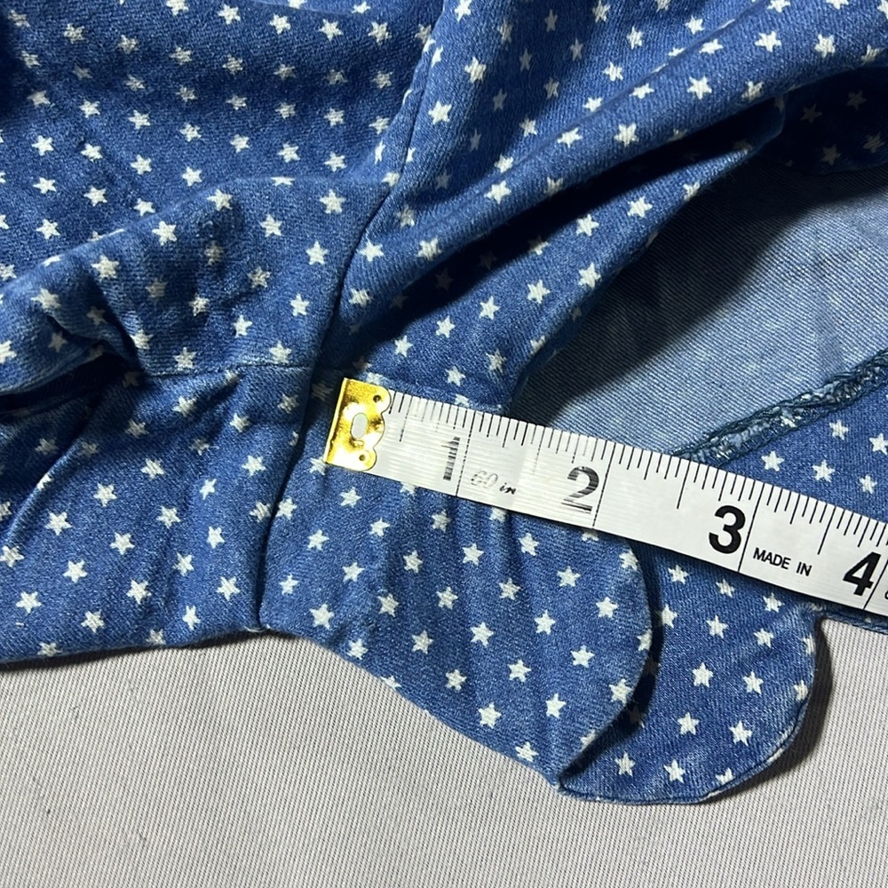 Womens shorts size L with stars and scalloped edge - Picture 7 of 9